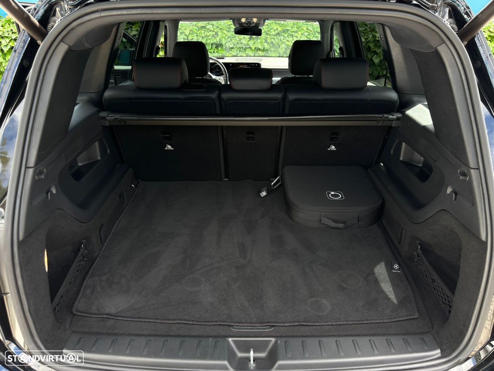 Mercedes-Benz EQB 250+ AMG Line - 33