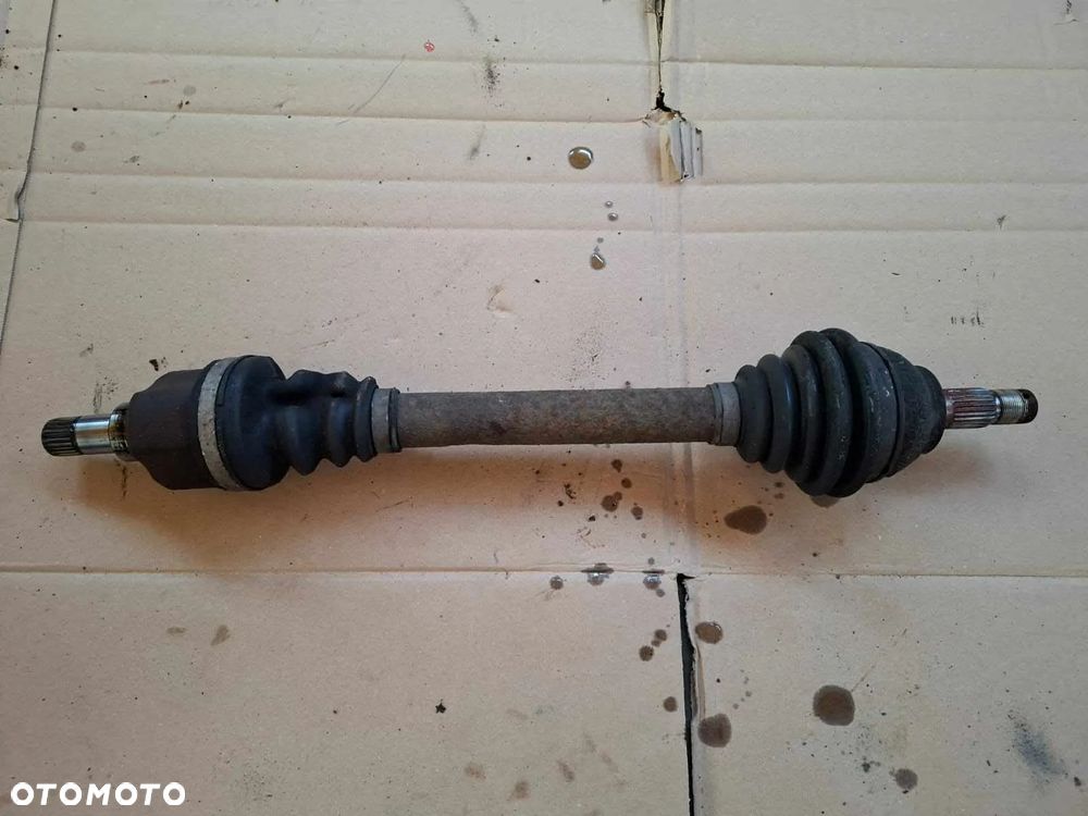 PÓŁOŚ LEWA PÓŁOŚKA KRÓTKA PEUGEOT 3008 I 09- 1,6 BENZYNA