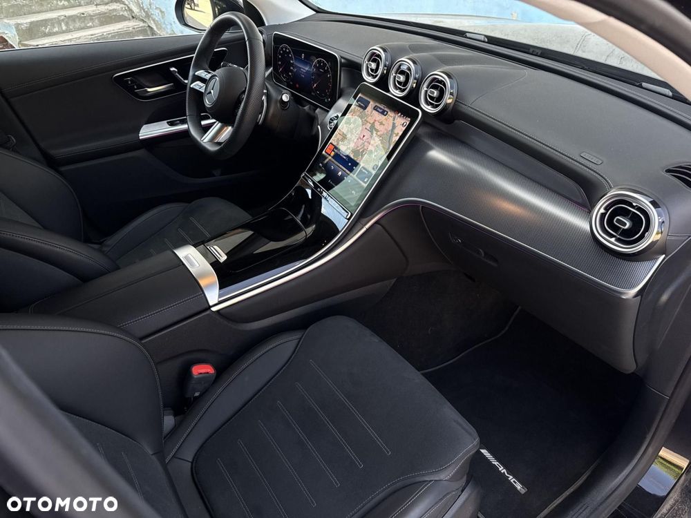 Mercedes-Benz GLC - 24