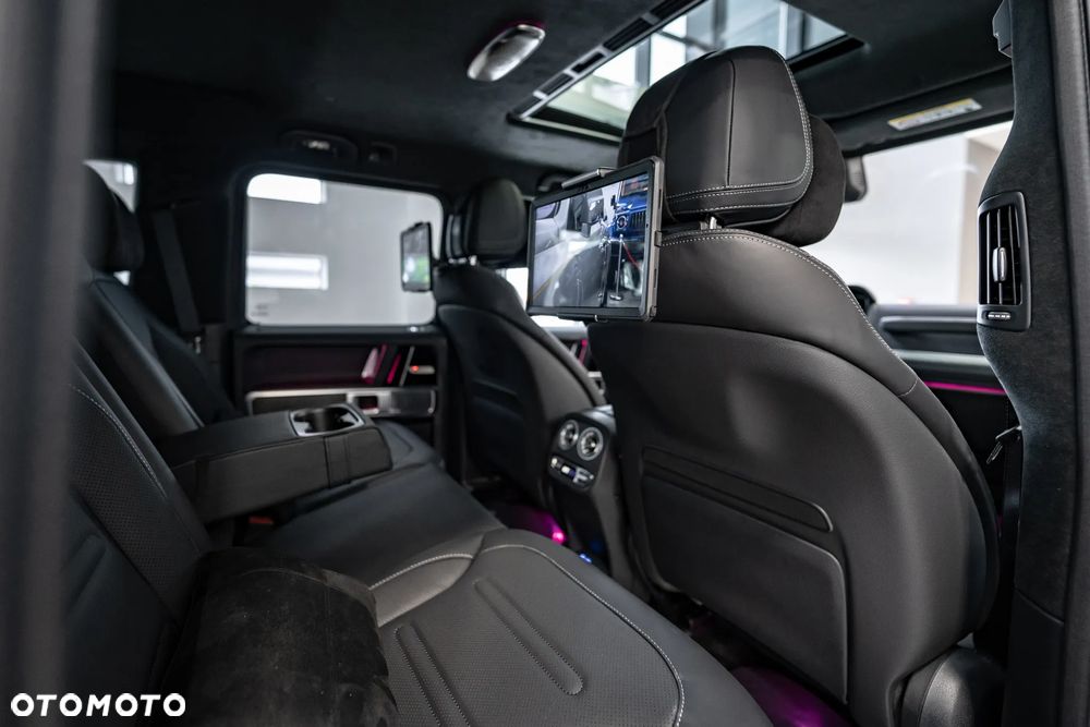 Mercedes-Benz Klasa G 450 d 9G-TRONIC - 38