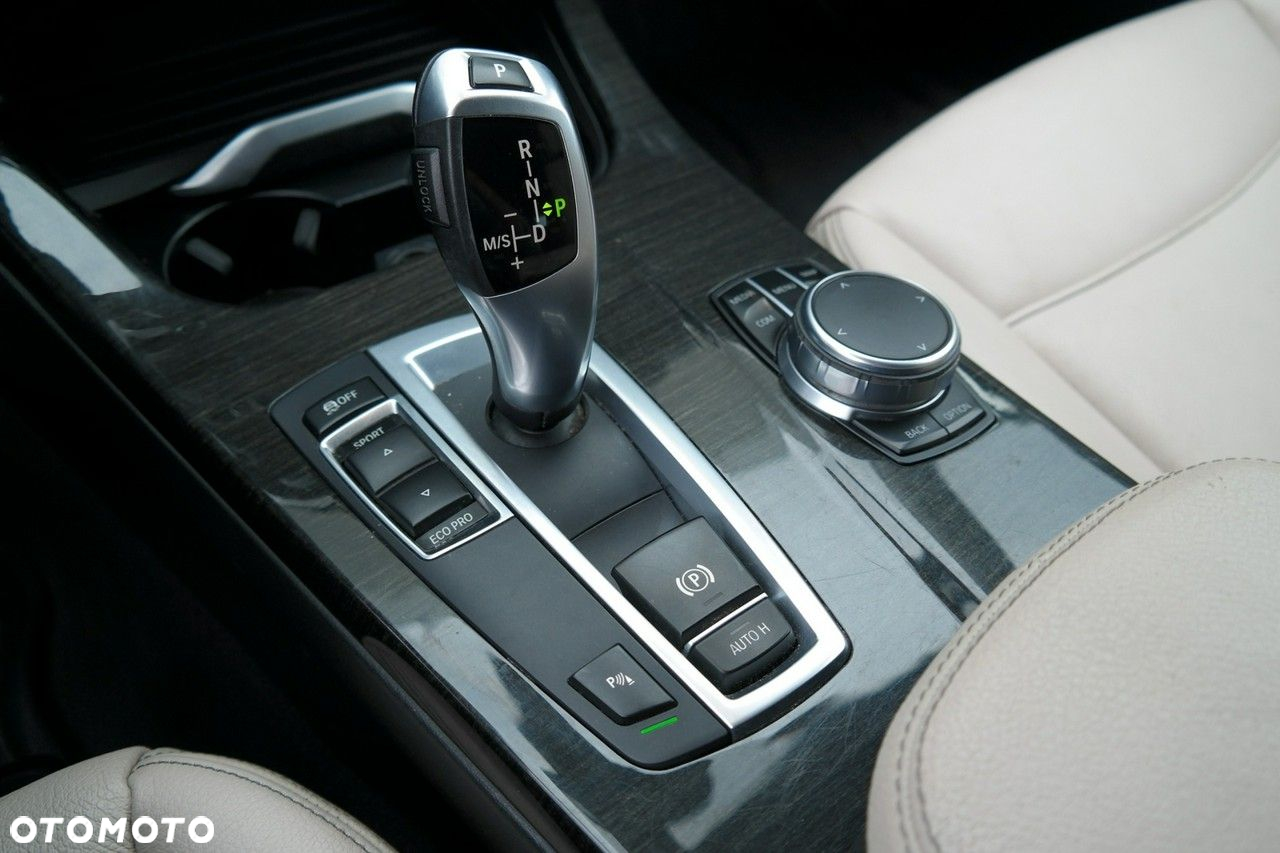 BMW X3 sDrive18d Advantage - 27