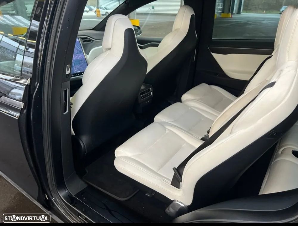 Tesla Model X P90D AWD - 7