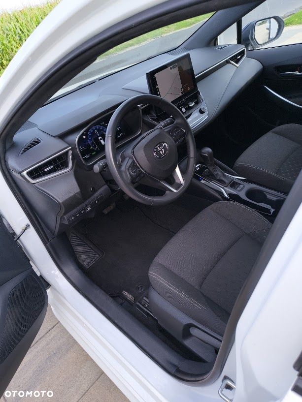 Toyota Corolla 1.8 Hybrid Tour de Pologne - 14