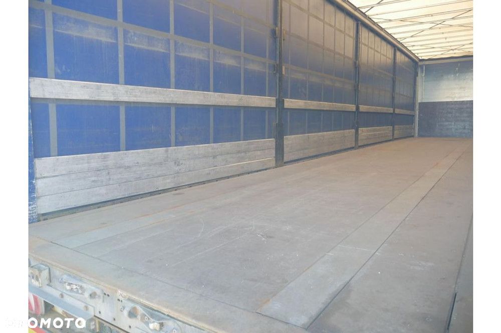 Inny Kögel Trailer Curtainsider Sliding Roof Straight - 11