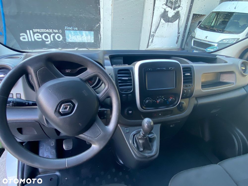 Renault Trafic - 11