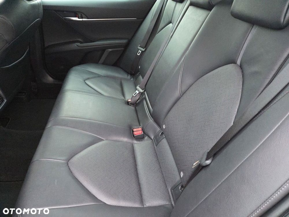 Toyota Camry 2.5 Hybrid Executive CVT - 15
