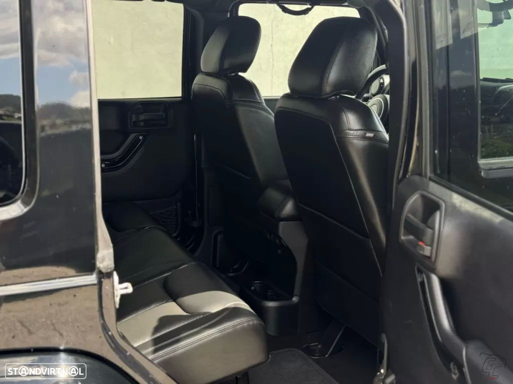 Jeep Wrangler Unlimited - 9