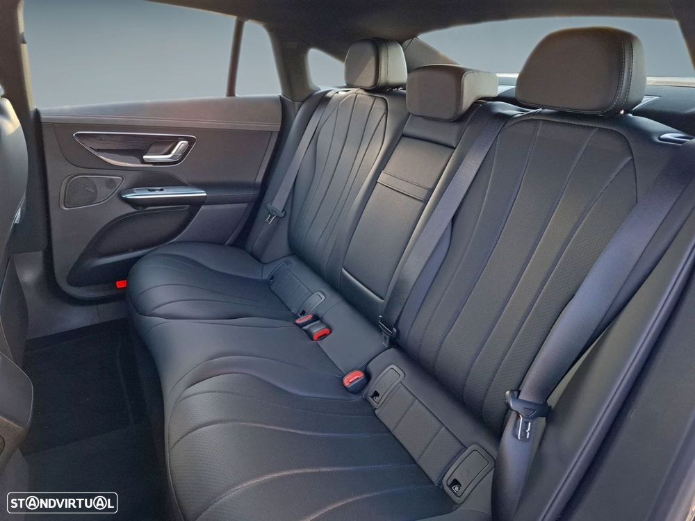 Mercedes-Benz EQE 350+ - 14