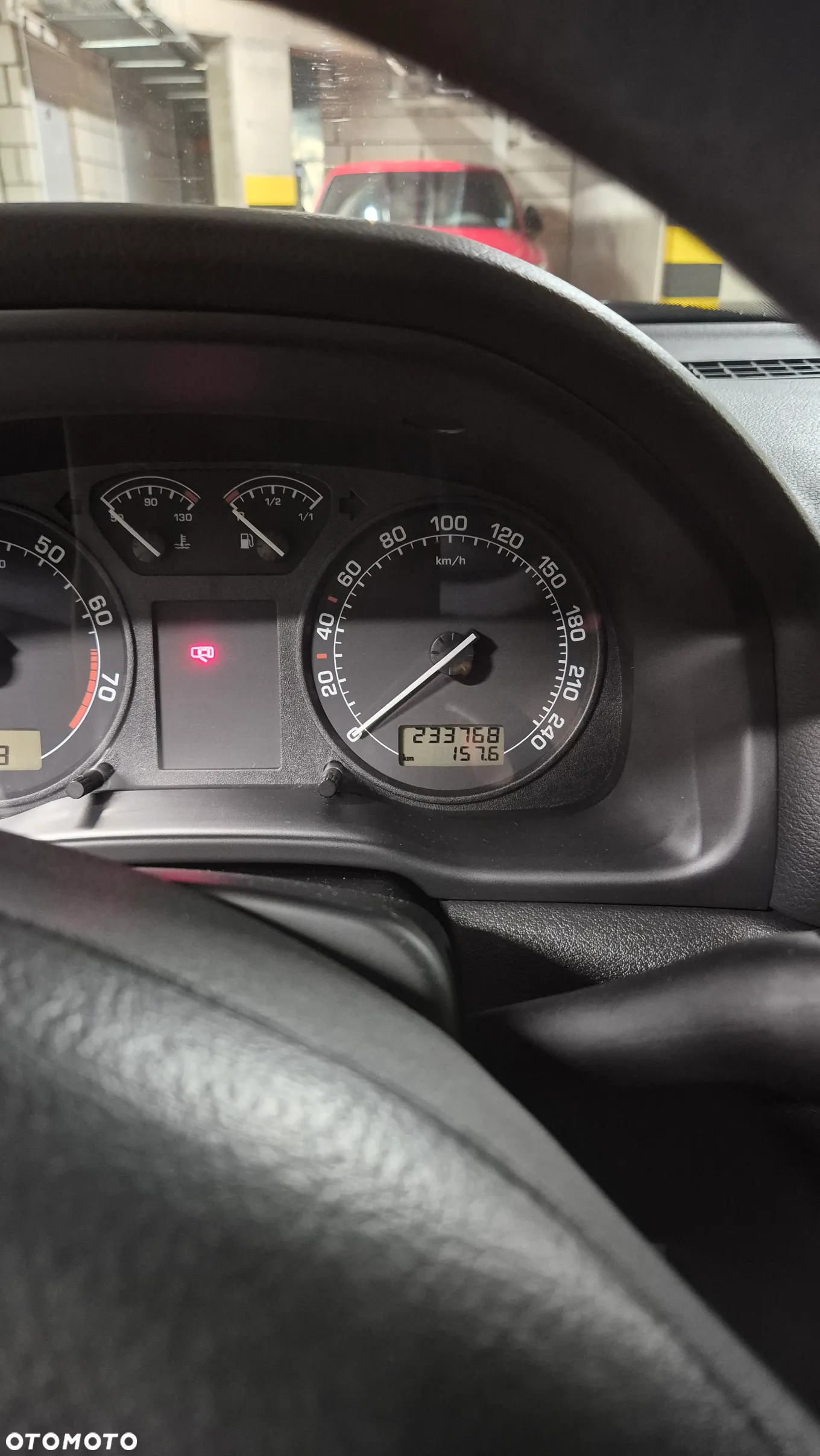 Skoda Octavia 1.6 Tour - 13