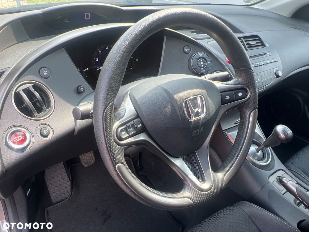 Honda Civic 1.4 i-VTEC Comfort - 13