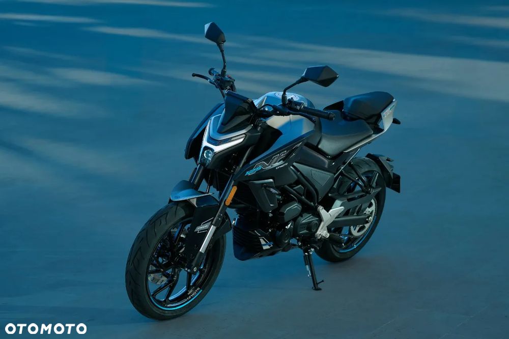 CFMoto NK - 6