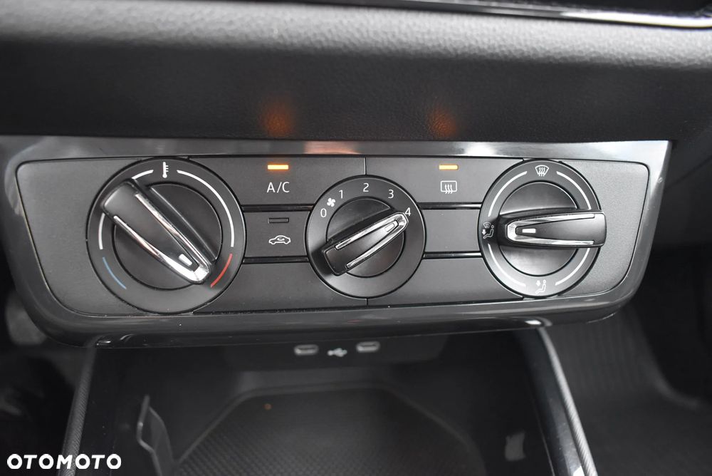 Skoda Fabia 1.0 Active - 27