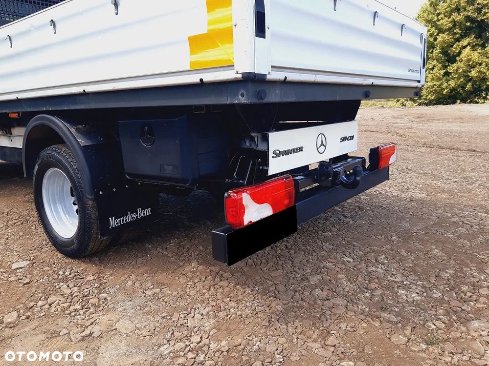 Mercedes-Benz SPRINTER 519 CDI 3.0 V6!!! 190PS BOGATE WYPOSAŻNIE,TELMA,SPECJALNY,KSENONY,WEBASTO,KAMERA,KLIMATYZACJA,NAVI,SUPER STAN,DAILY,SPROWADZONY,NIE WYWROTKA,PAKA,AUTOMAT,HAK - 5