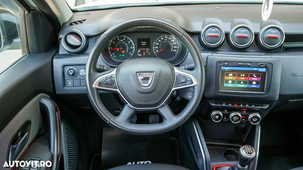 Dacia Duster 1.6 SCe Prestige jante 17" - 12