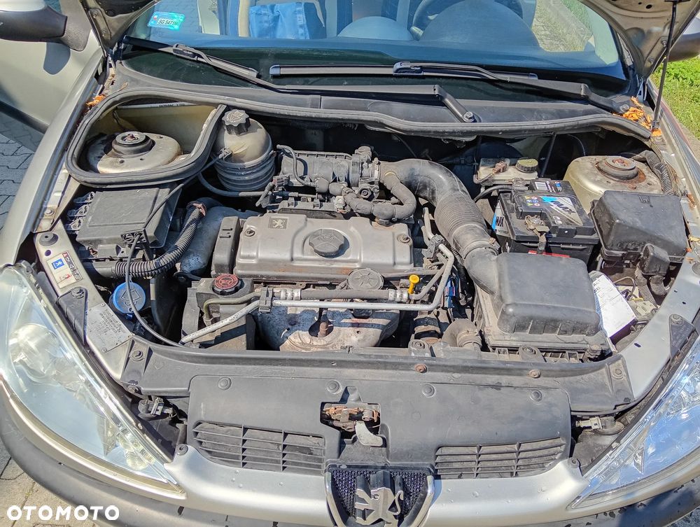 Peugeot 206 1.1 XR - 15
