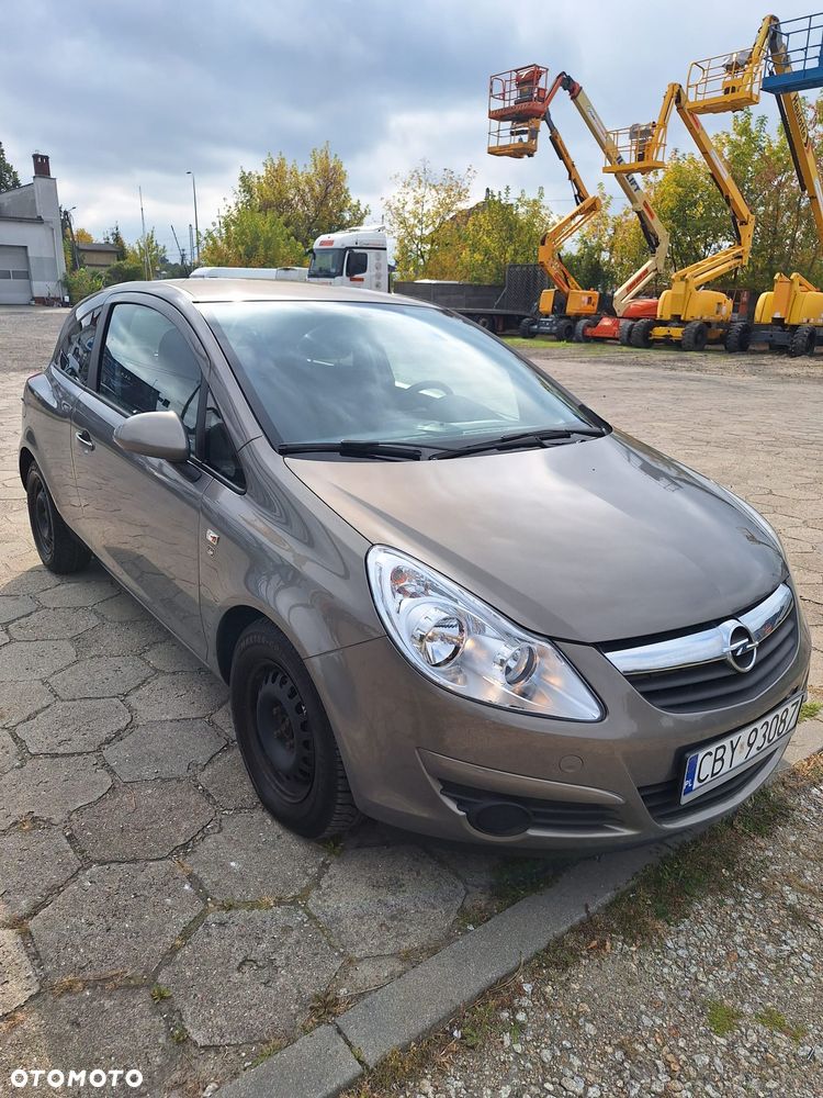 Opel Corsa 1.2 16V Essentia - 1