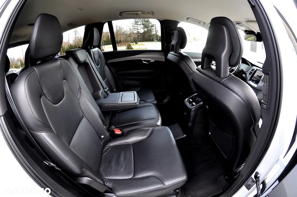 Volvo XC 90 T8 AWD Plug-In Hybrid Inscription 7os - 24