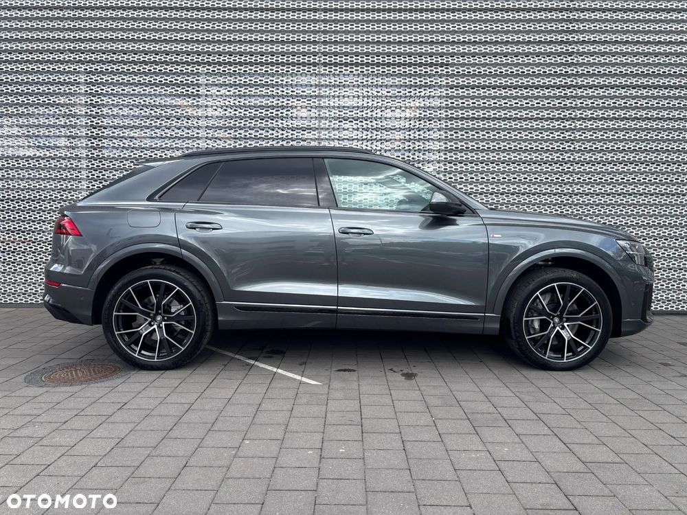 Audi Q8 55 TFSI e PHEV Quattro Tiptronic - 4