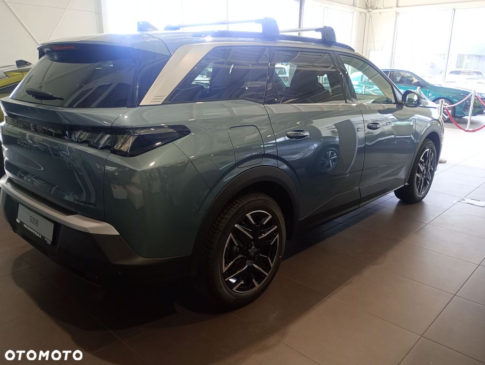 Peugeot 5008 - 10