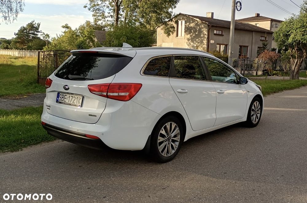 Kia Ceed 2018 photo 4