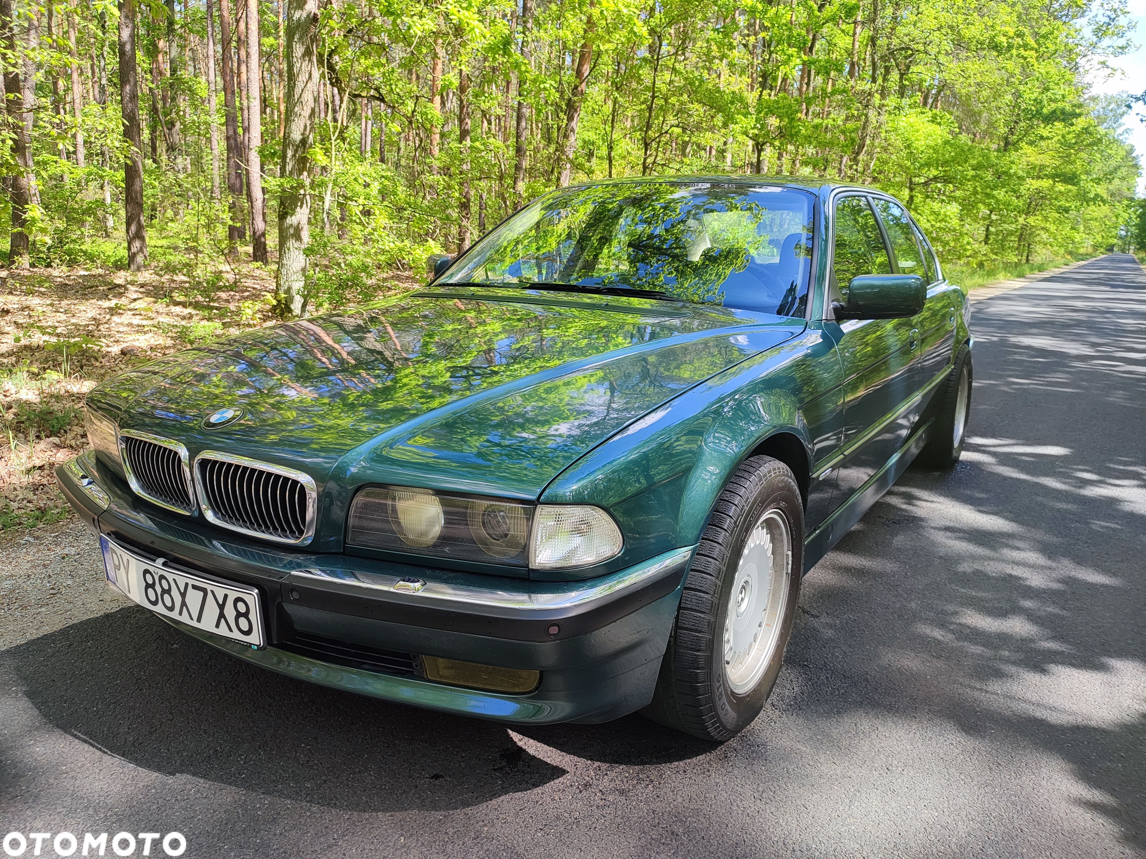 BMW Seria 7 728i L - 1