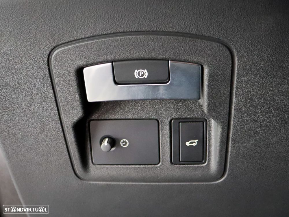 Land Rover Range Rover Velar 2.0d R-Dynamic S - 11