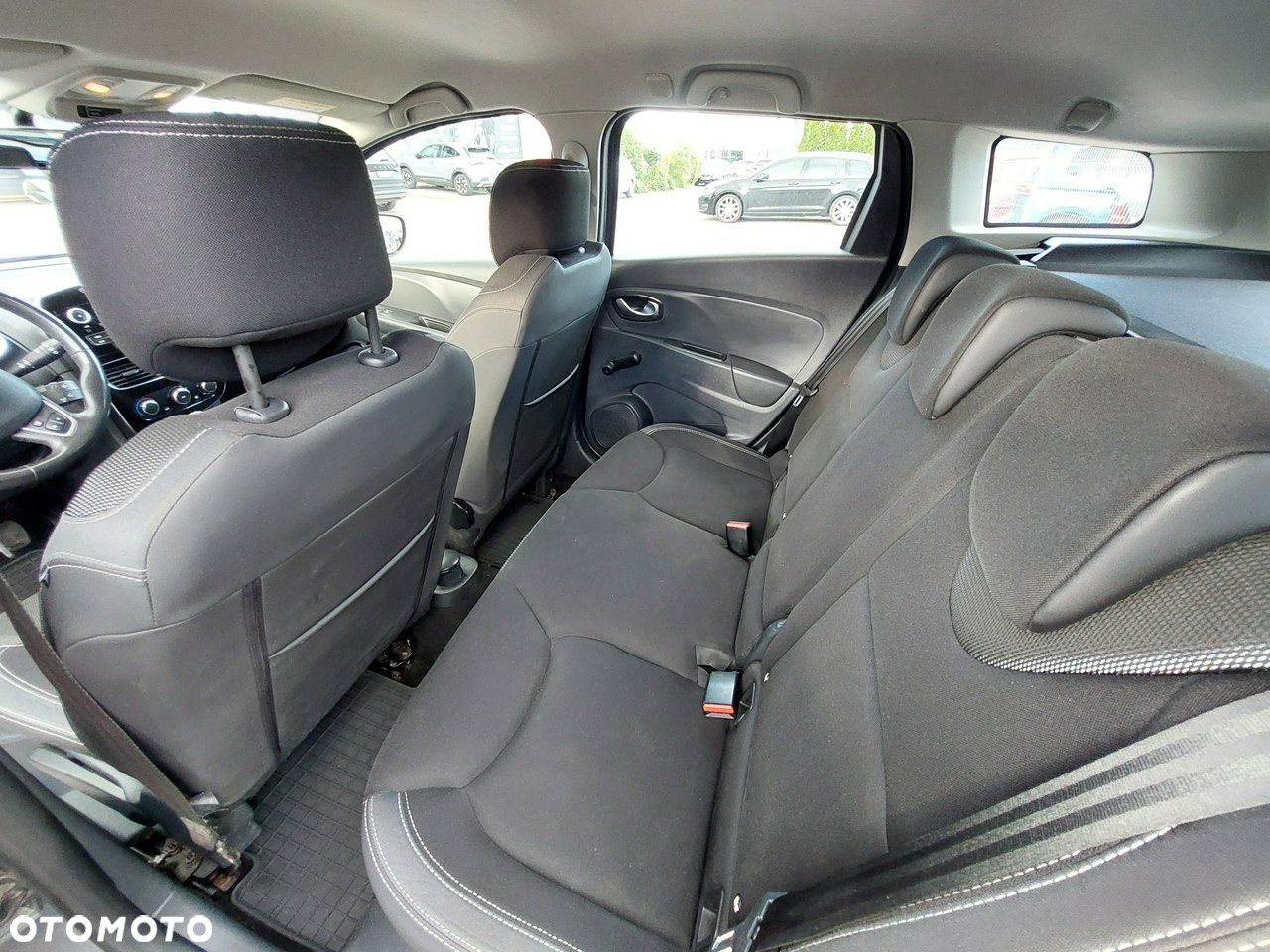 Renault Clio - 13