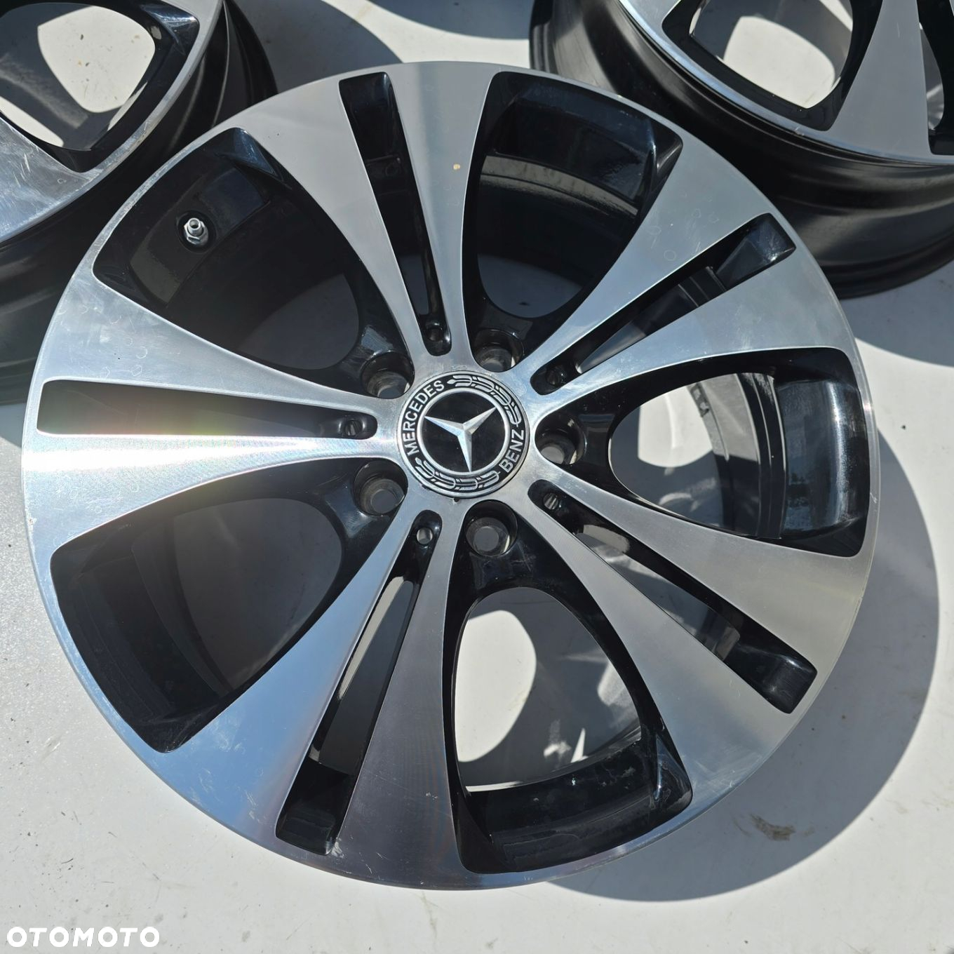 MERCEDES B KLASA A246 CLA A176 A166 VITO VIANO V-KLASA 5x112 17 ET52,5 4X - 3