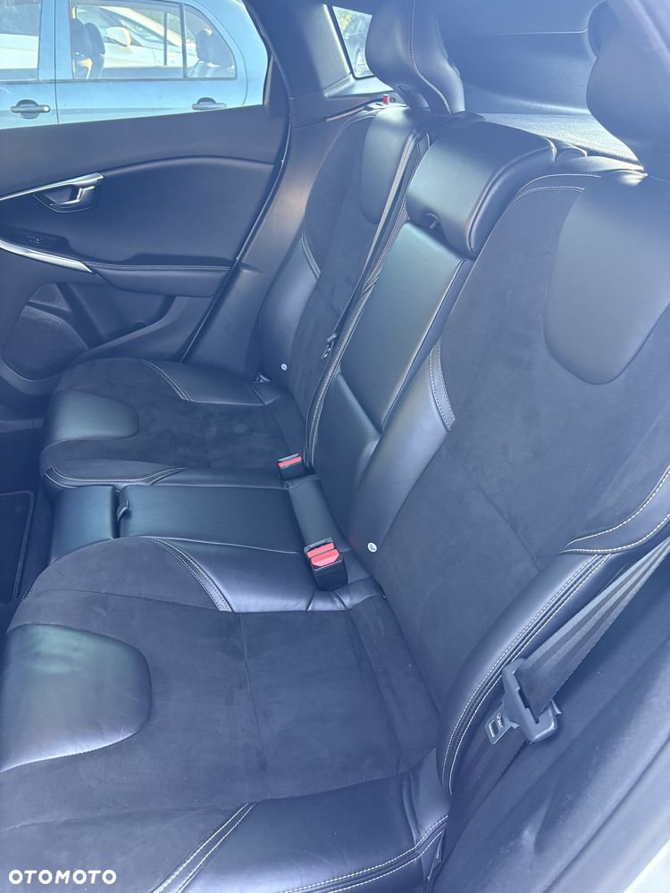 Volvo V40 D2 Drive-E R-Design Kinetic - 5