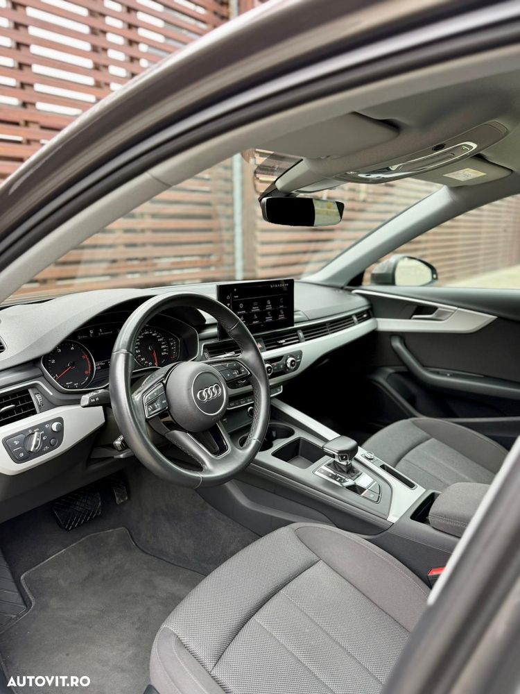 Audi A4 Avant 2.0 40 TDI S tronic MHEV S Line - 32
