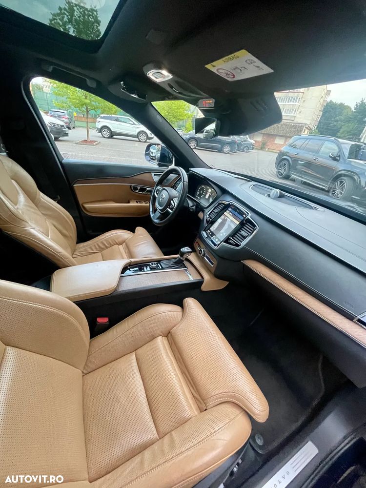 Volvo XC 90 D5 AWD Inscription - 12