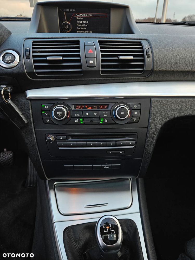 BMW Seria 1 118i Edition Sport - 18