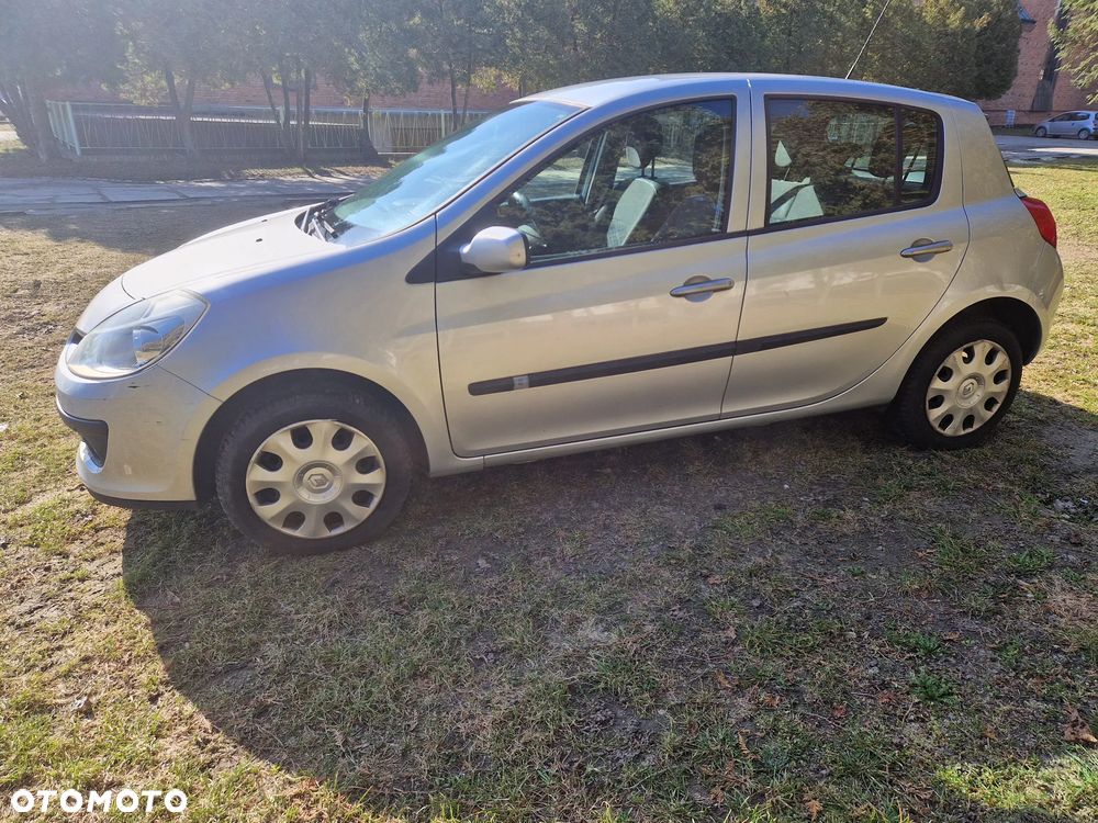Renault Clio - 3