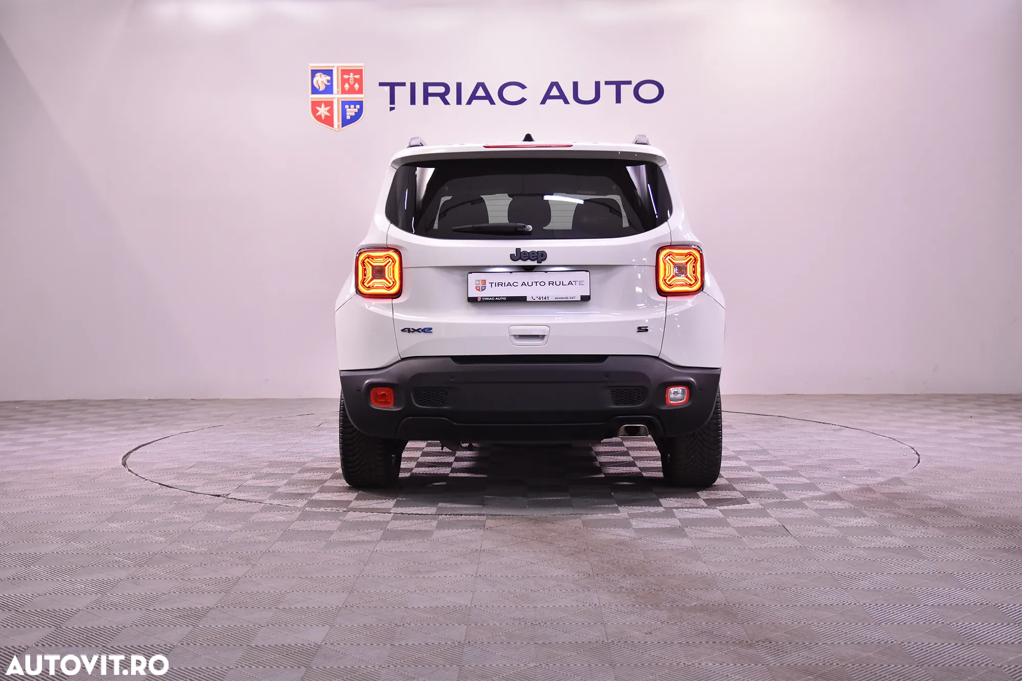 Jeep Renegade - 4