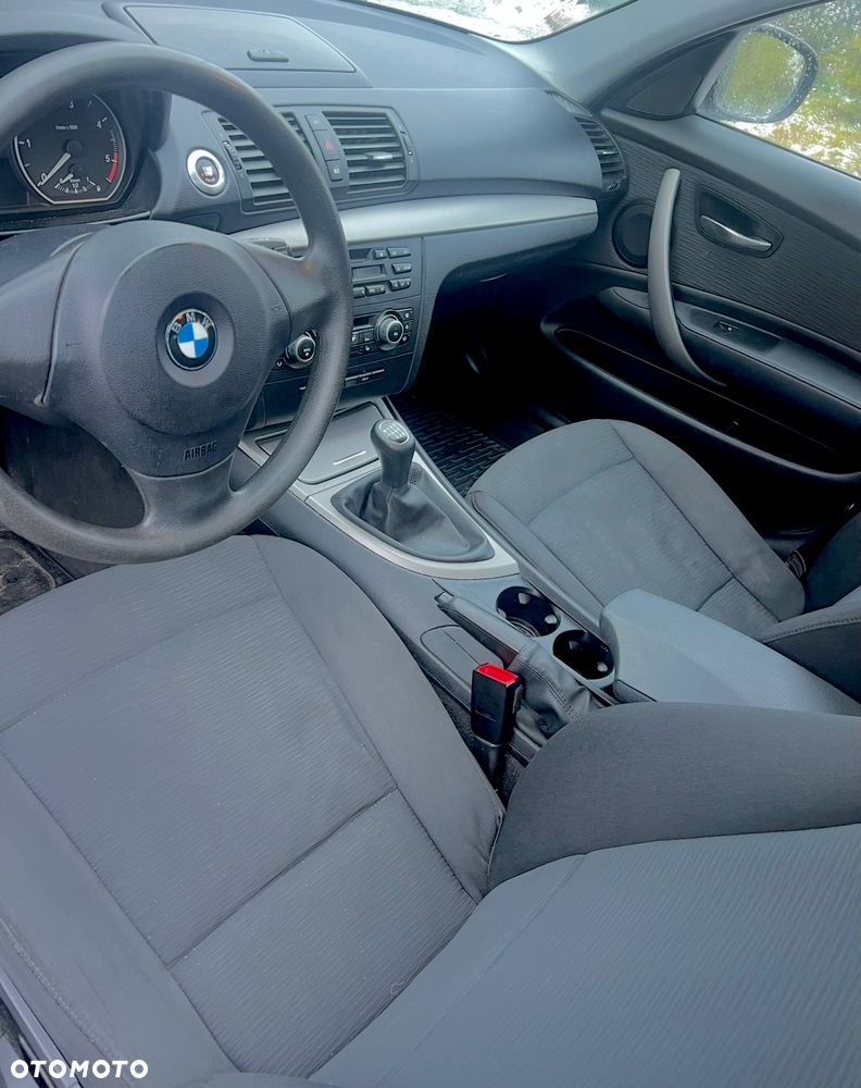 BMW Seria 1 118d - 9
