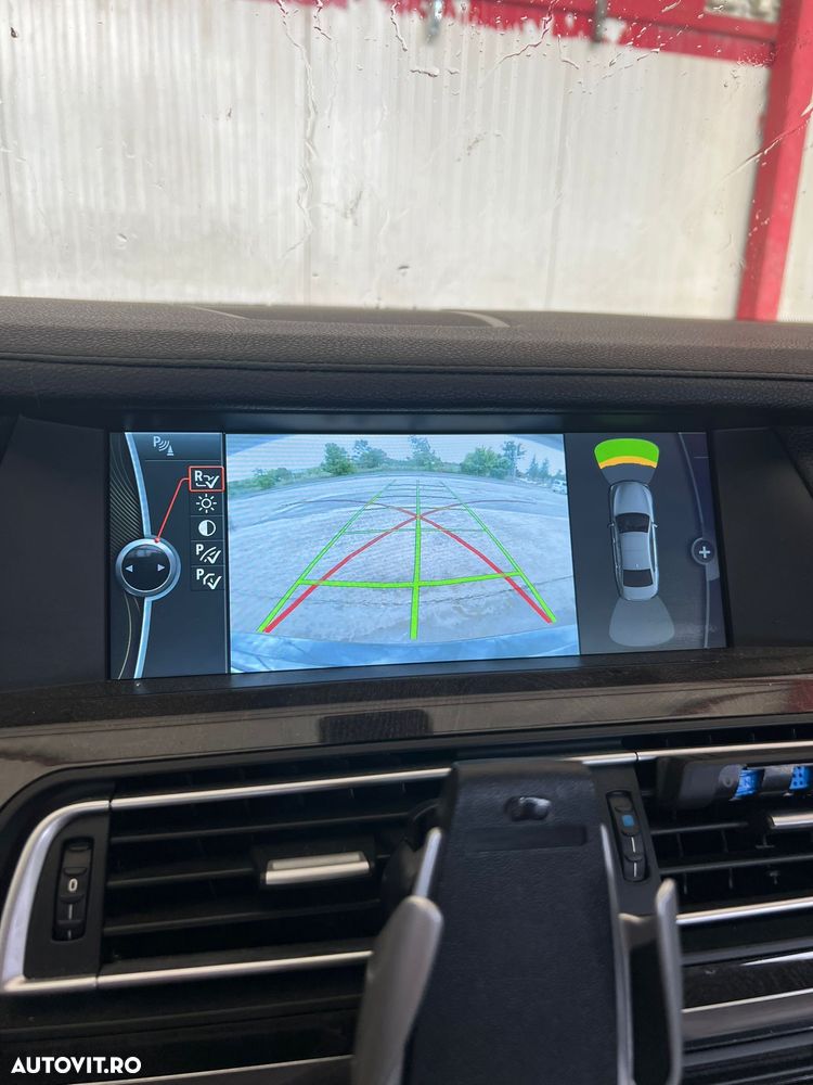 BMW Seria 7 740d xDrive - 9