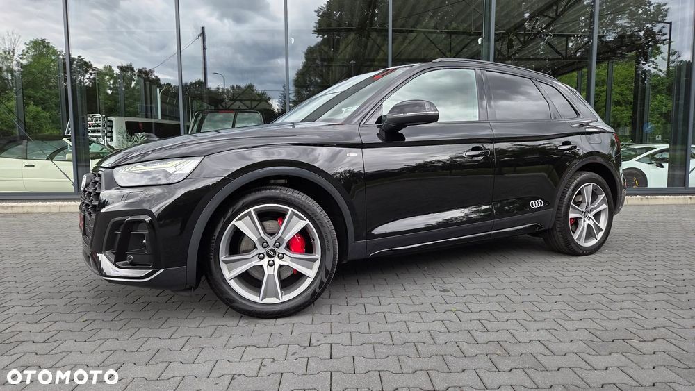 Audi Q5 55 TFSIe quattro S tronic S line - 36
