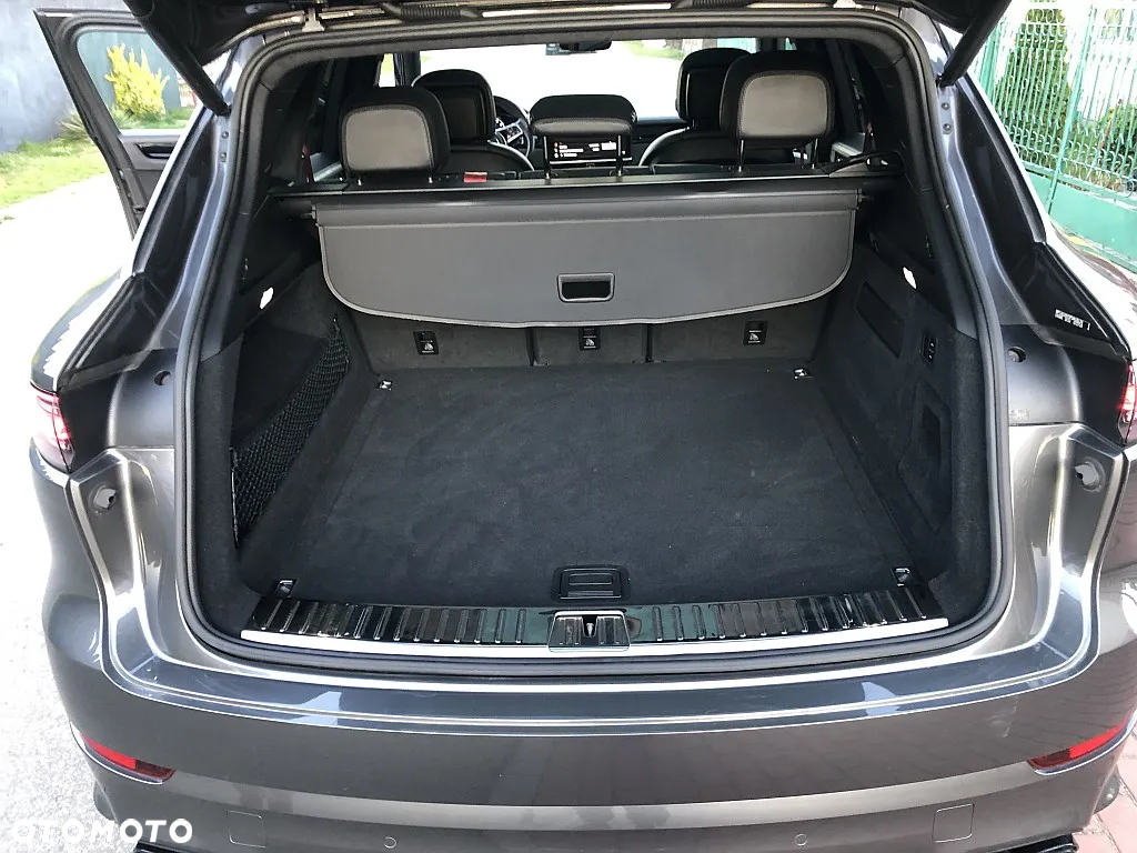 Porsche Cayenne GTS Tiptronic S - 29