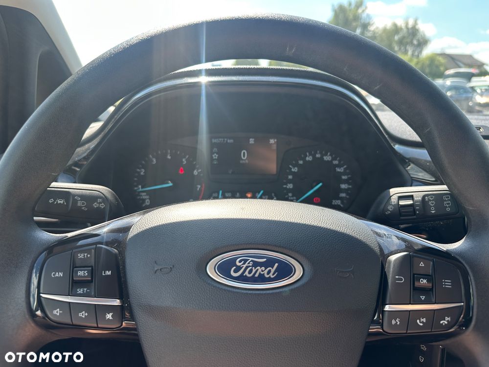 Ford Fiesta 1.1 S&S TREND - 10