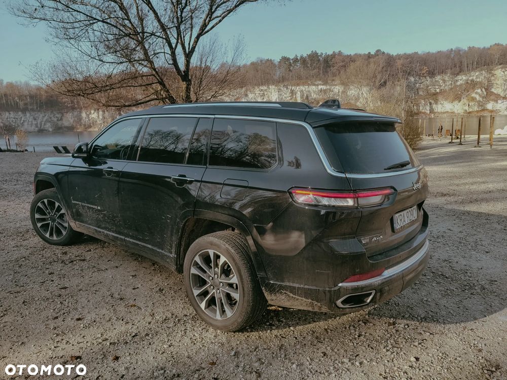 Jeep Grand Cherokee - 37