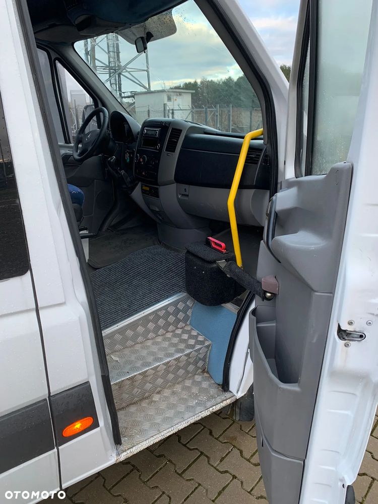 Mercedes-Benz Sprinter 515 CDI 21 miejsc siedzących + 5 stojących - 8