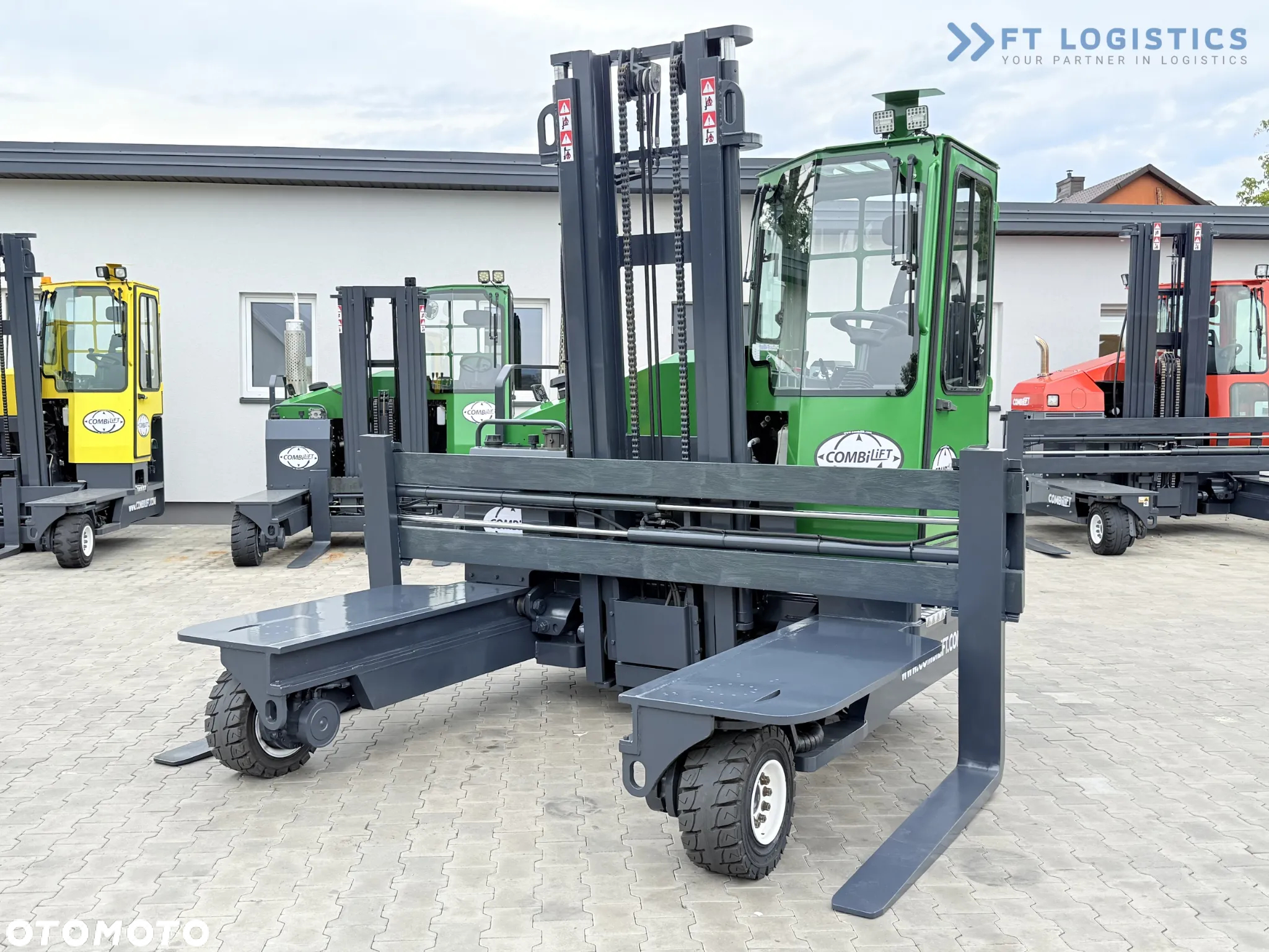 Combilift C4500 / DIESEL / DUPLEX 4000MM / SZEROKI POZYCJONER WIDEŁ / OGRZEWANIE / PEŁNA KABINA / STAN IDEALNY / Szeroka oferta wózków czterokierunkowych i bocznych, dopasowanych do różnorodnych potrzeb i zastosowań - 5