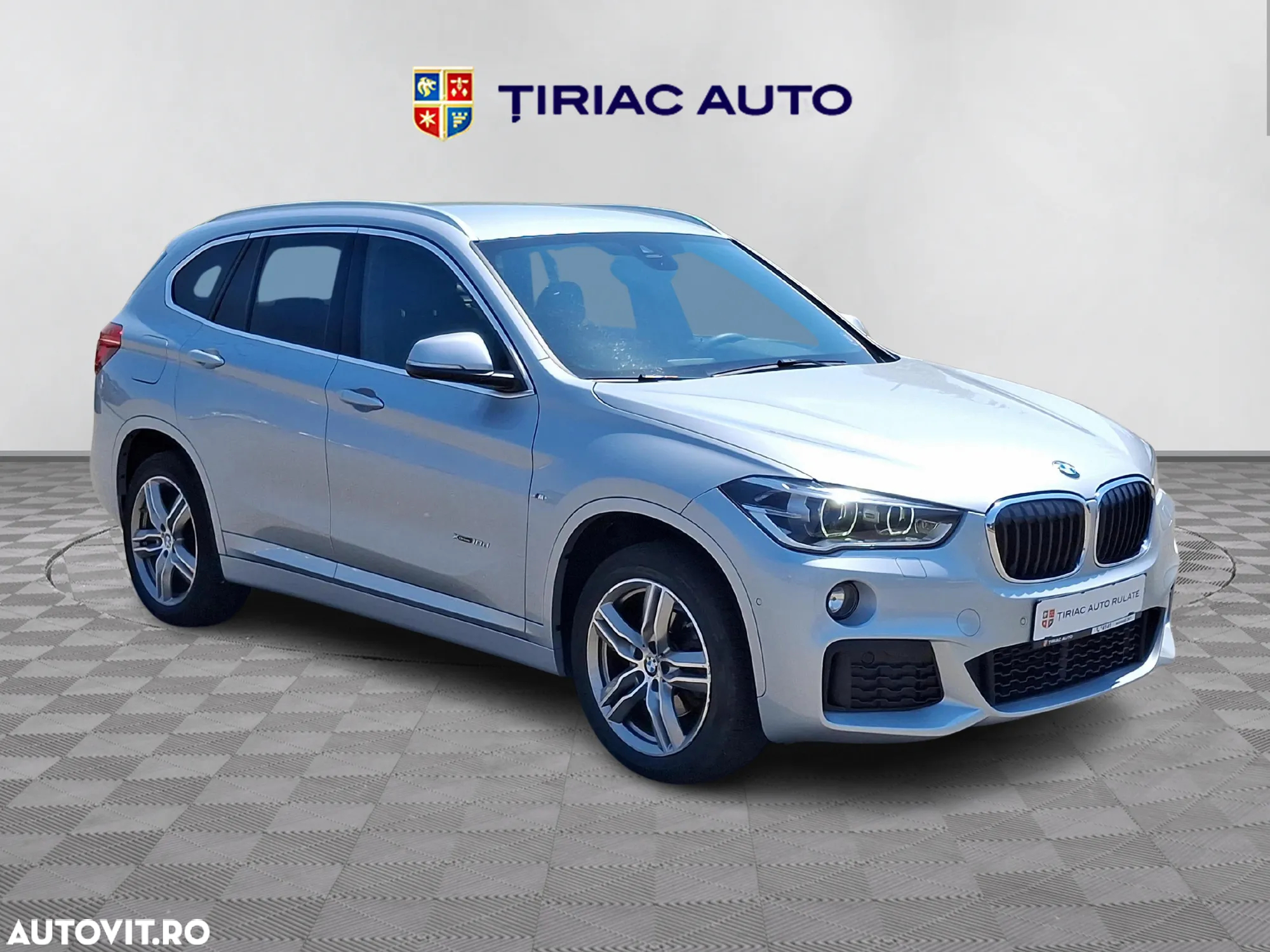 BMW X1 - 8