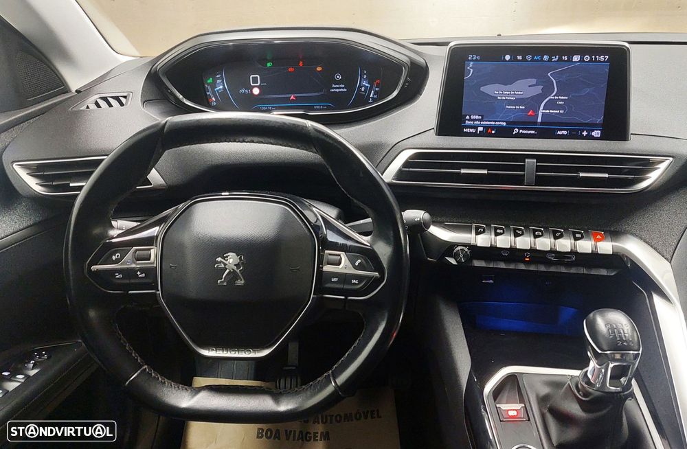 Peugeot 3008 1.2 PureTech Allure - 17