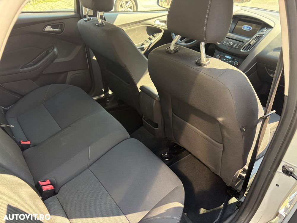 Ford Focus 1.0 EcoBoost Trend - 8