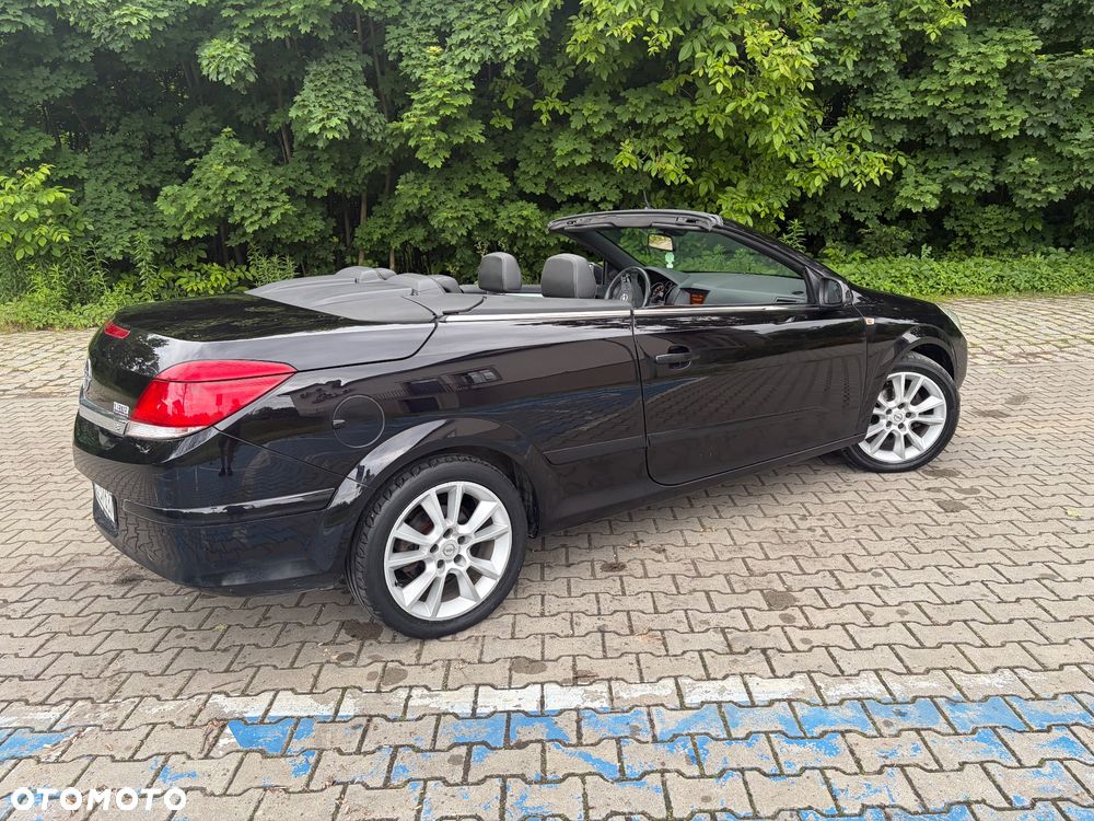 Opel Astra 1.8 Enjoy - 17