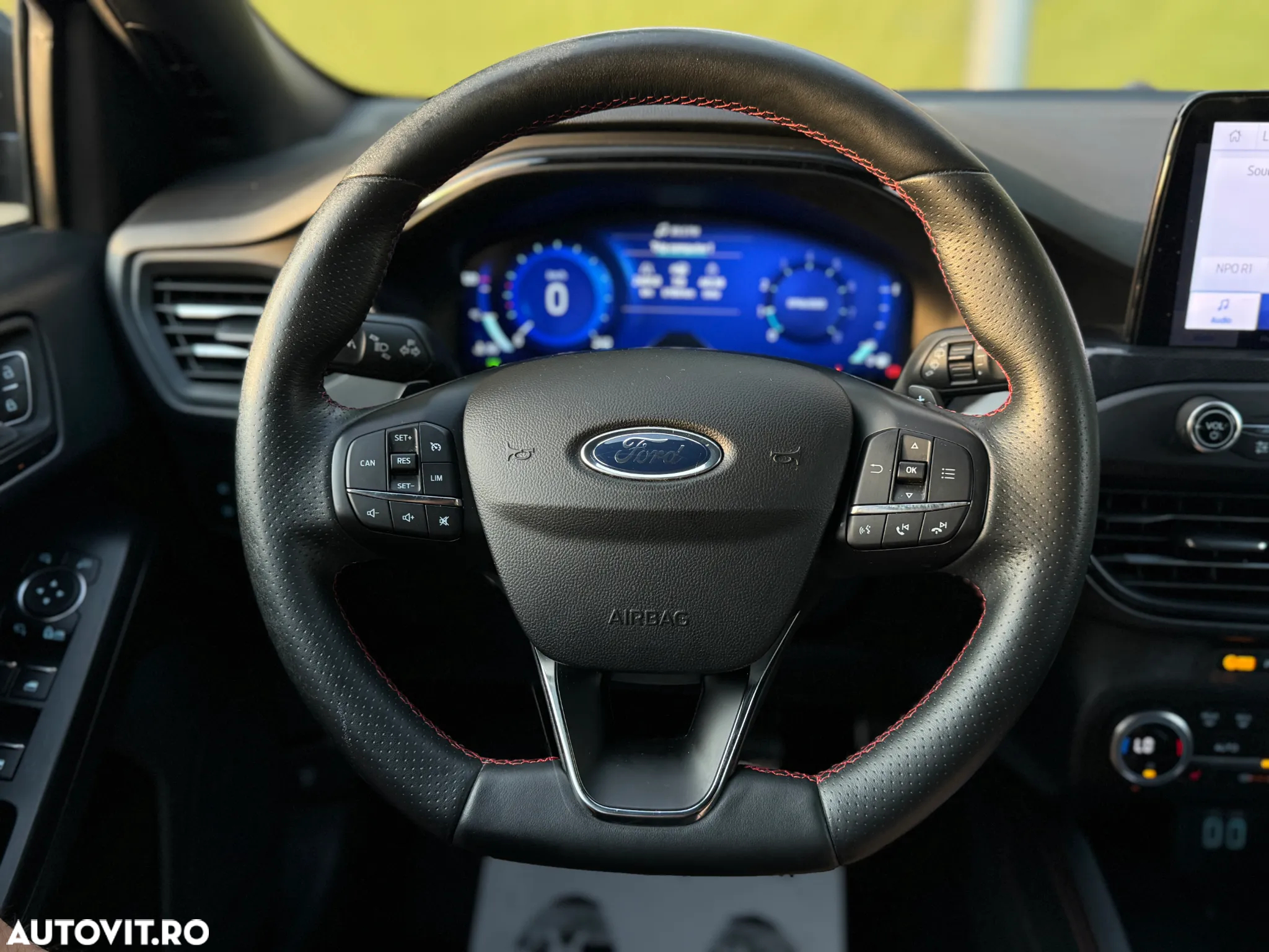 Ford Focus 1.5 Ecoboost ST-Line - 17