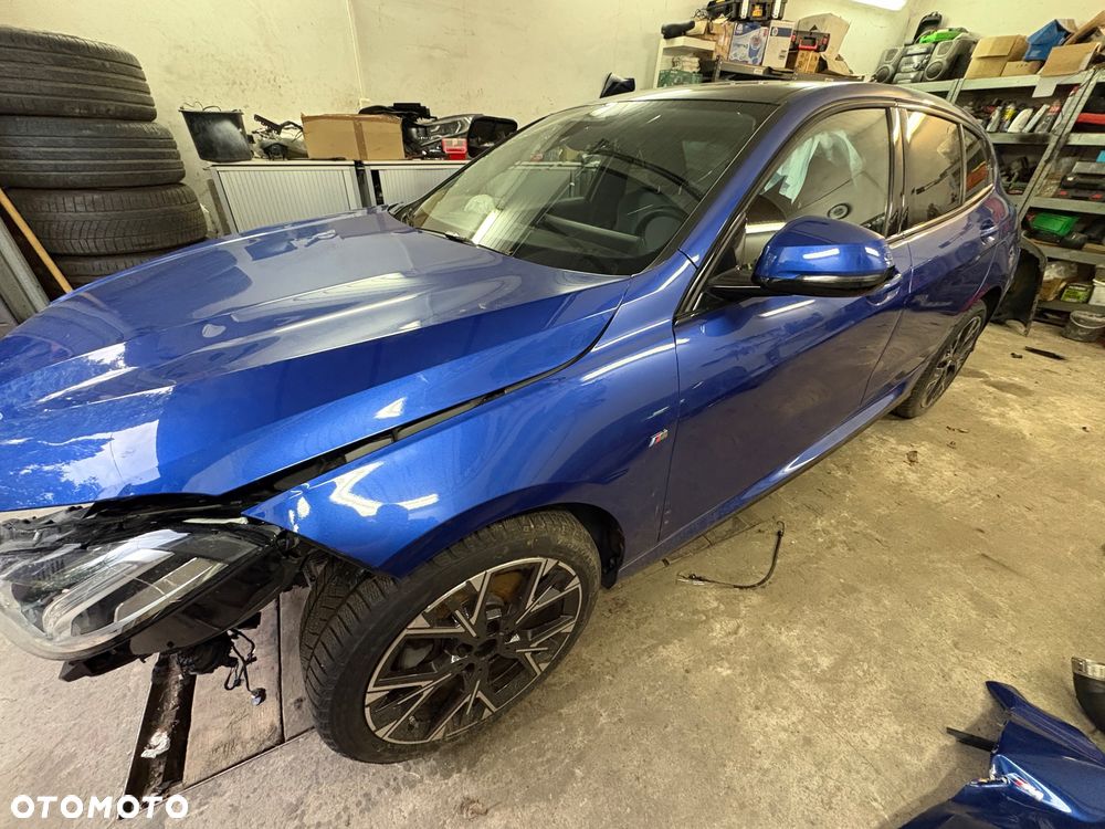 BMW Seria 1 120 mHEV - 1