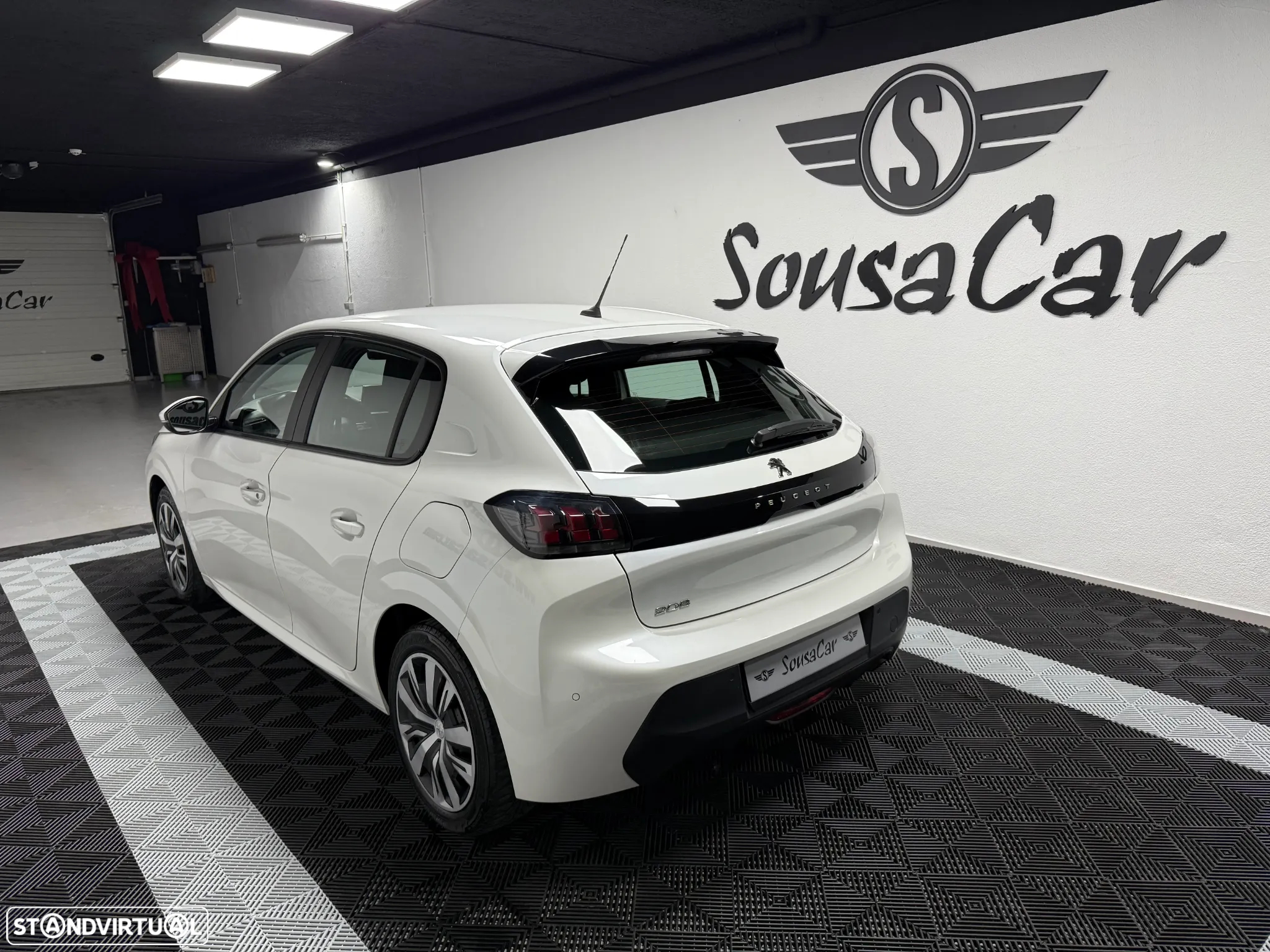 Peugeot 208 1.2 PureTech Active - 5