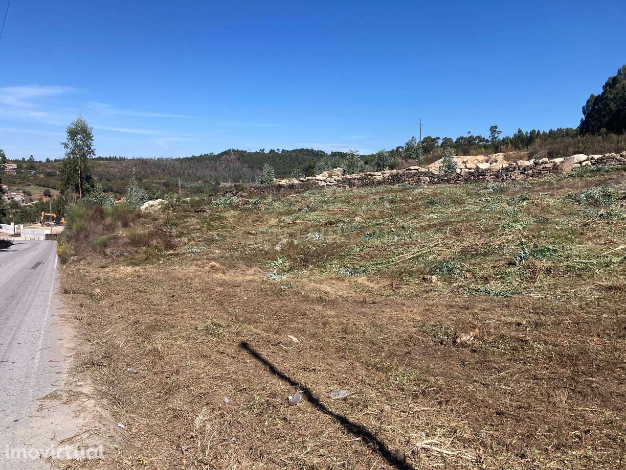 Terreno localizado em Cabeça Santa inserido numa área empresarial/indu - Grande imagem: 4/28